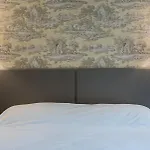L'auberge Du Port Des Roches Luche-Pringe