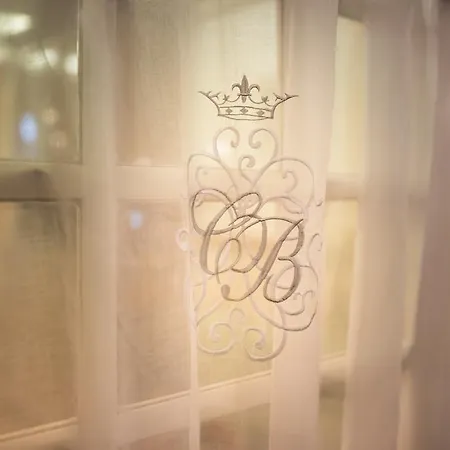 Hotel Logis Hotel Auberge Du Port Des Roches