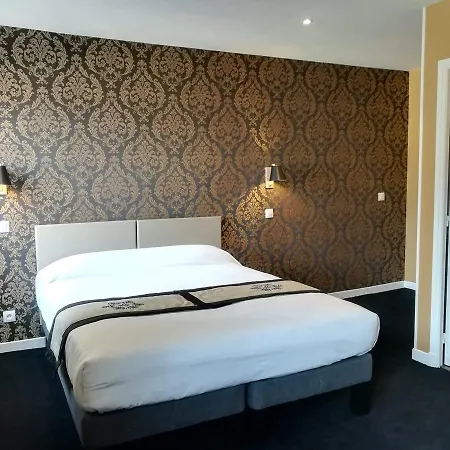 Hotel Logis Hotel Auberge Du Port Des Roches