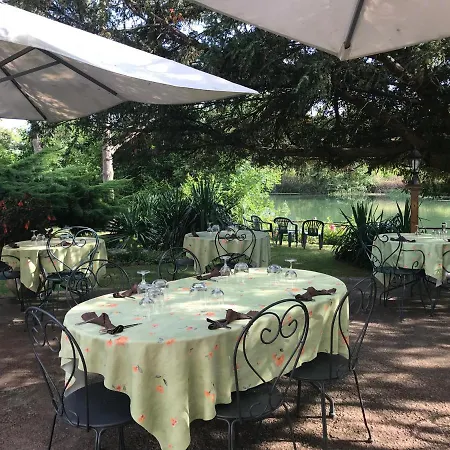 L'auberge Du Port Des Roches