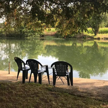 Hotel Logis Hotel Auberge Du Port Des Roches